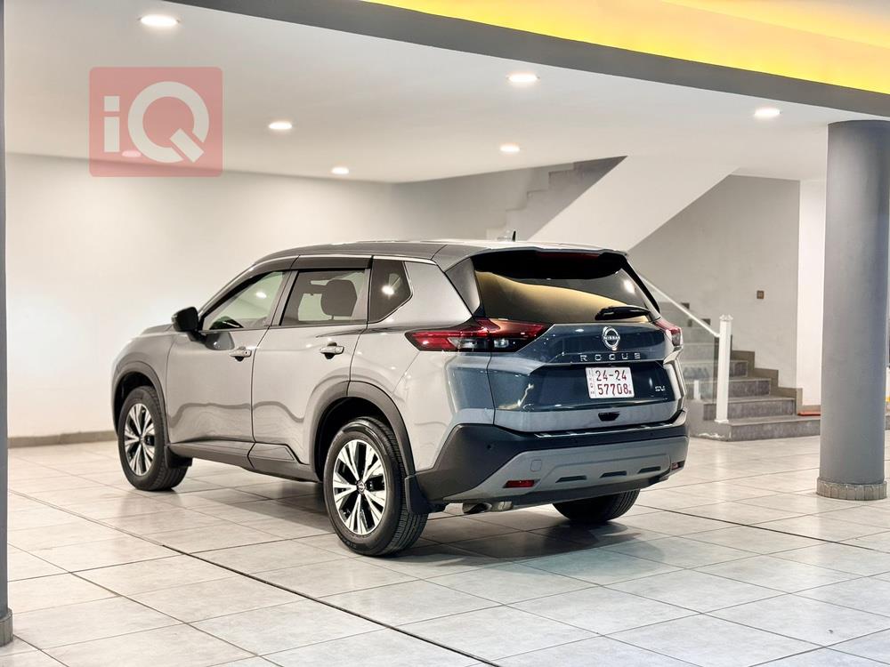 Nissan Rogue